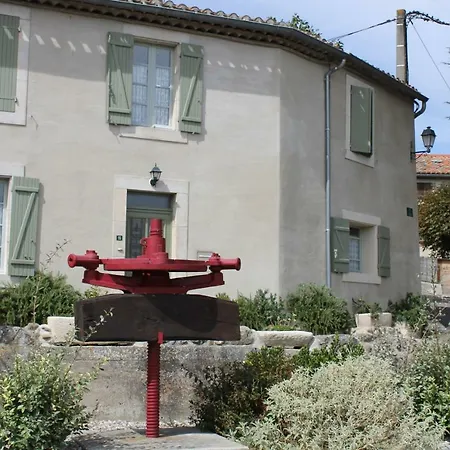 Dans Un écrin De Nature Montclar (Aude)